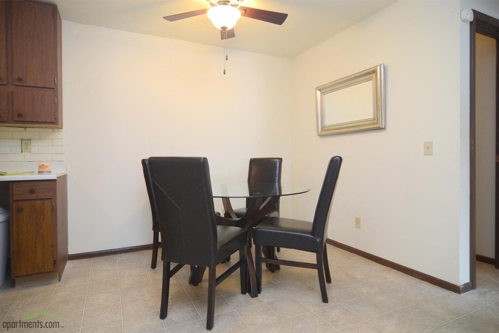Gallery Photo 11